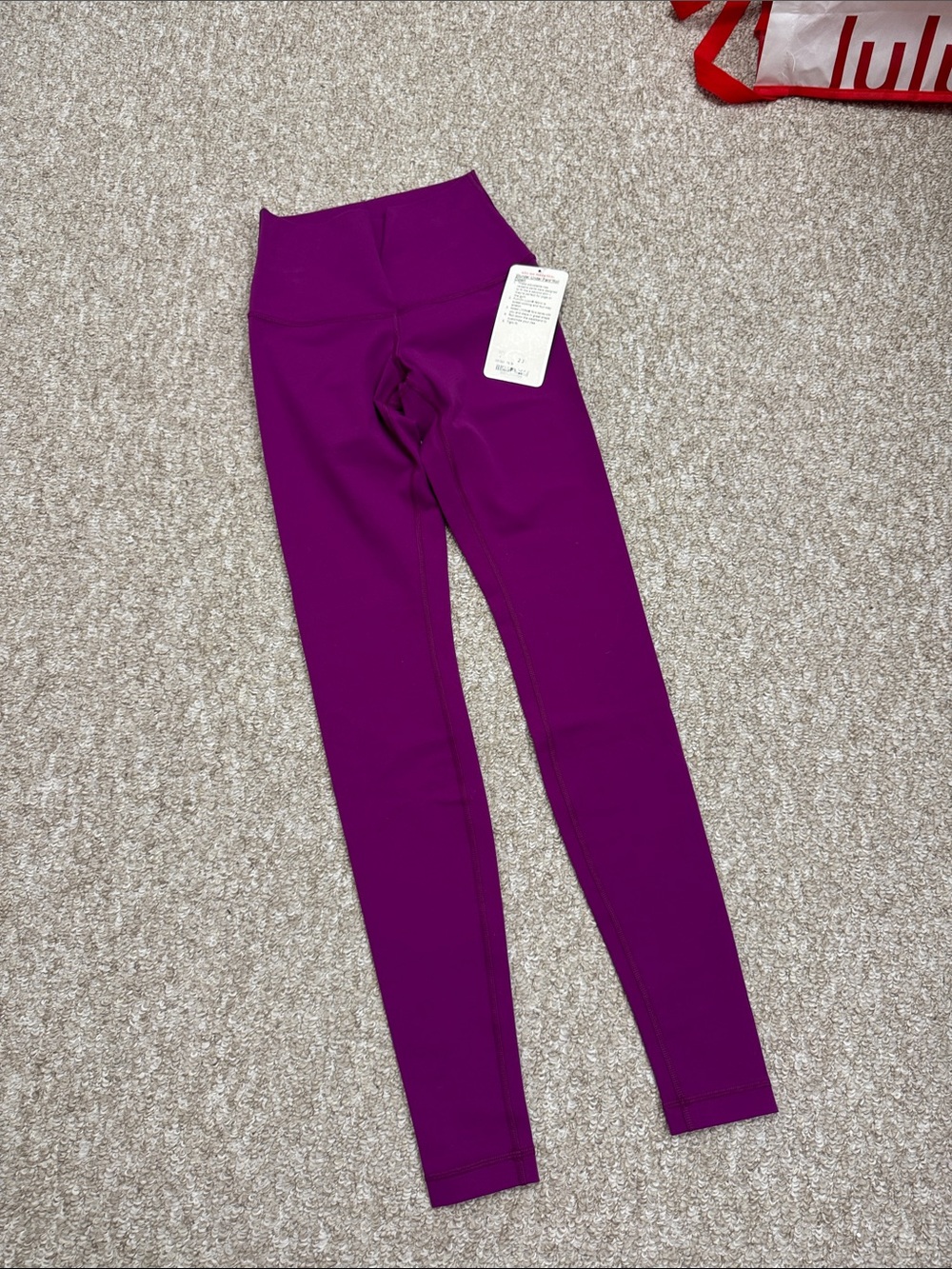 Lululemon High-Rise Purple Workout Leggings 28